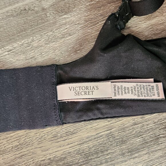 Body By Victoria Secret Bra Plus - 44D - Picture 6 of 9